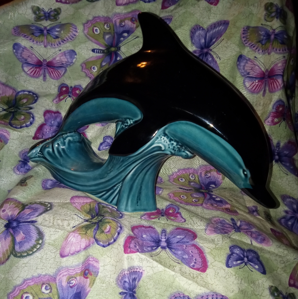 VINTAGE "POOLE" BRAND VINTAGE LARGE BLACK DOLPHIN.